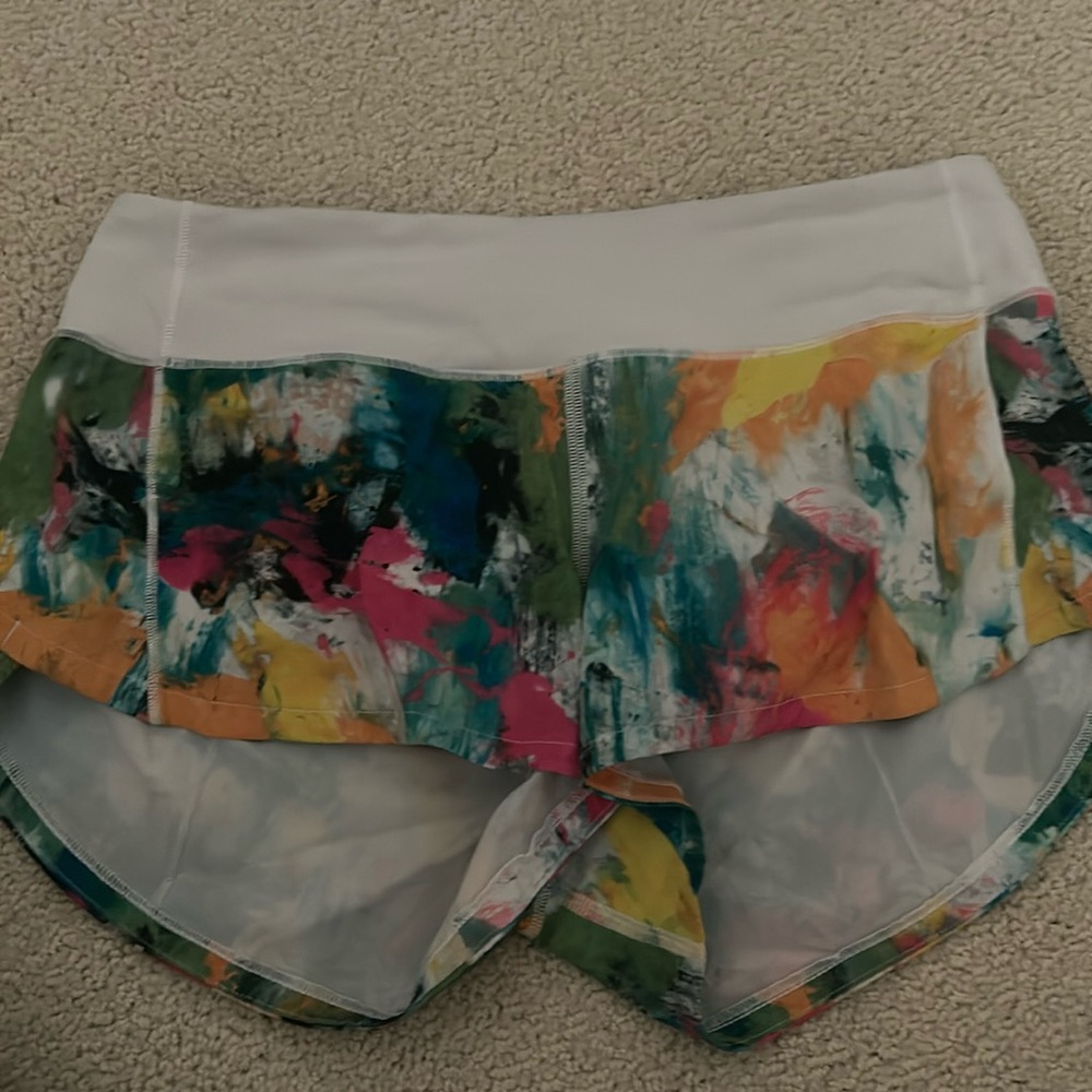 lululemon printed speed up shorts